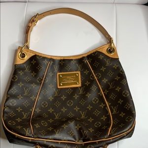 Louis Vuitton shoulder bag